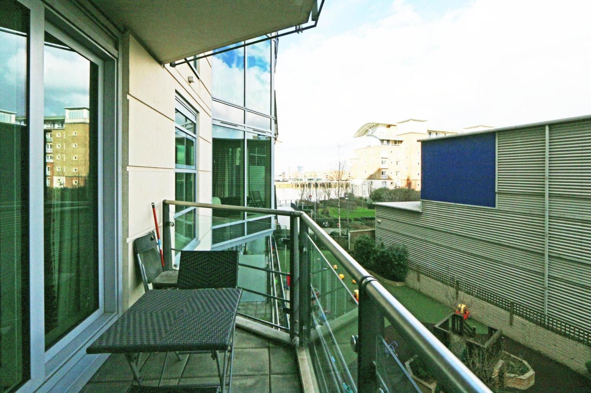 Riverside 1 Bed Apartment London Eksteriør billede